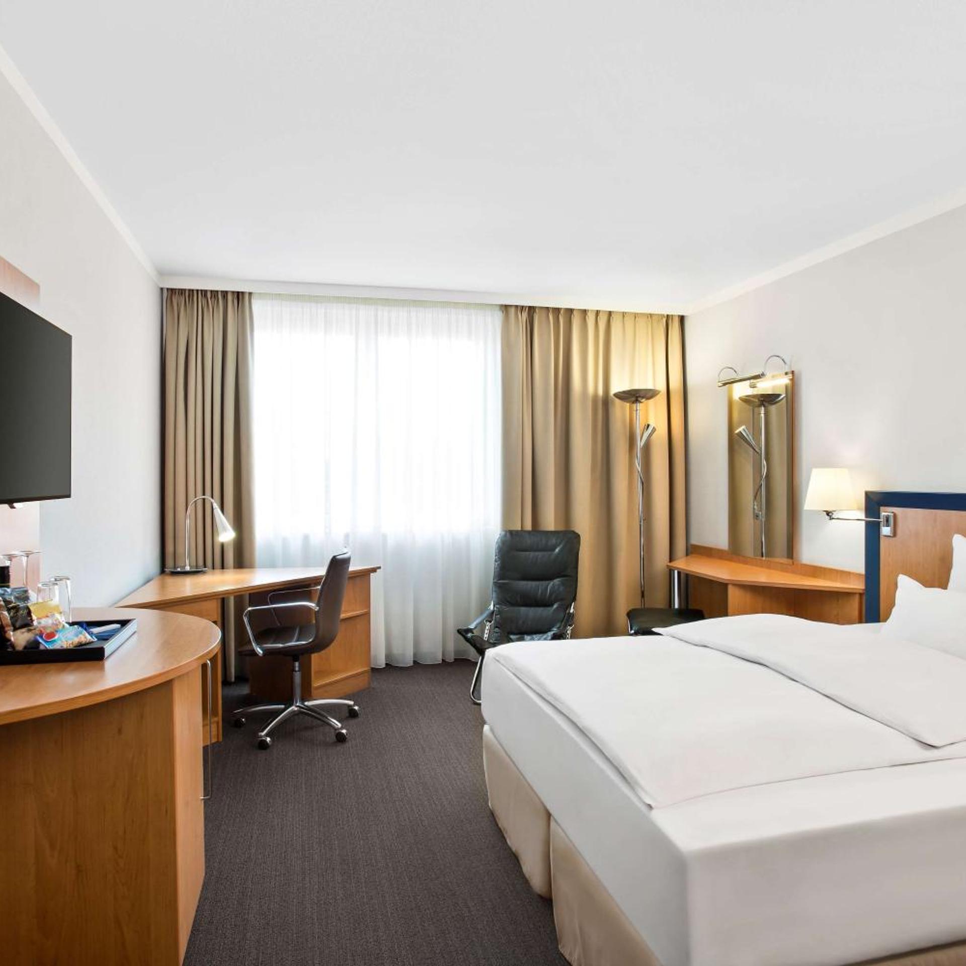 Connecting, Family, Single Bed
