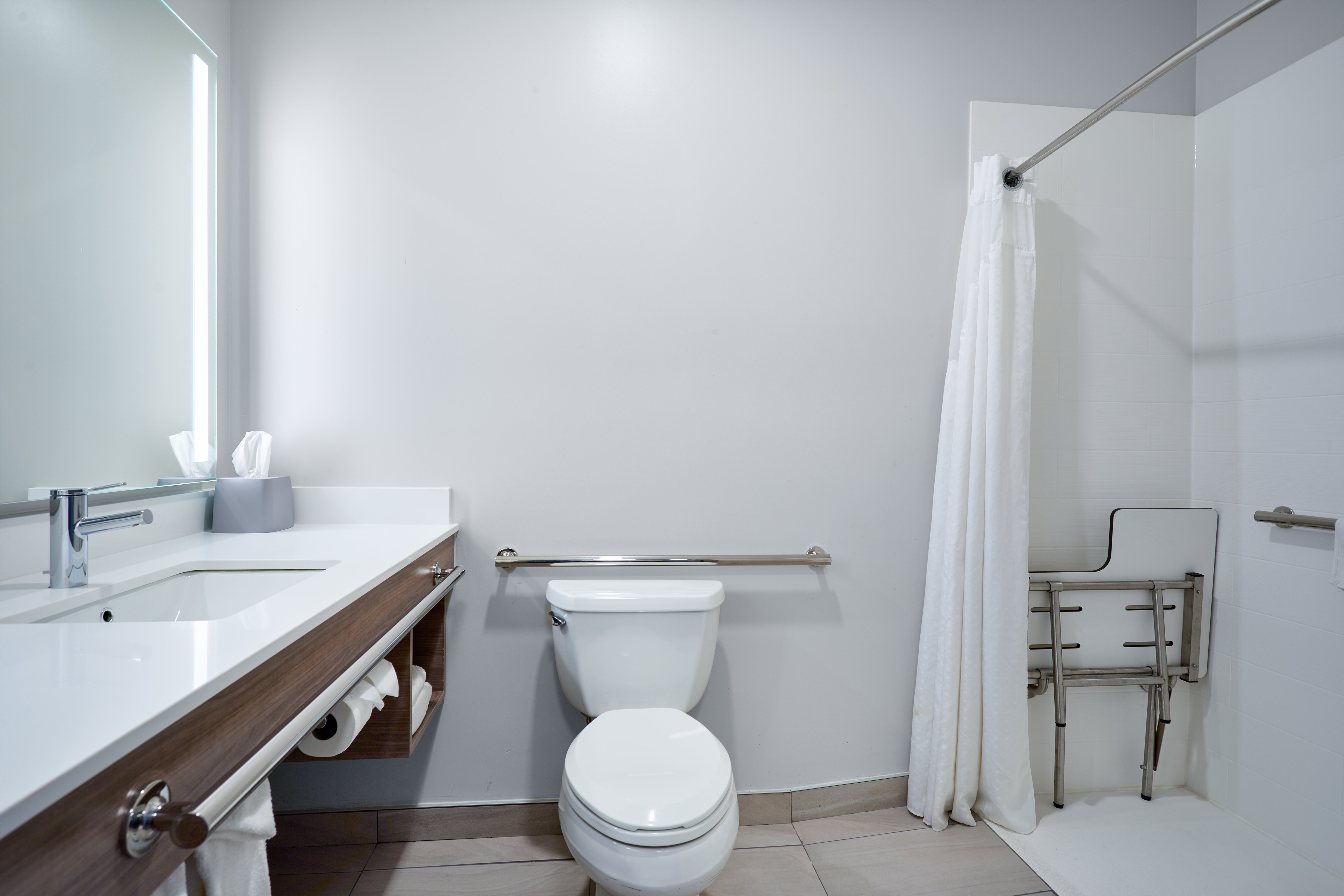 Holiday Inn Express Hotel Suites Swift Current 74/74