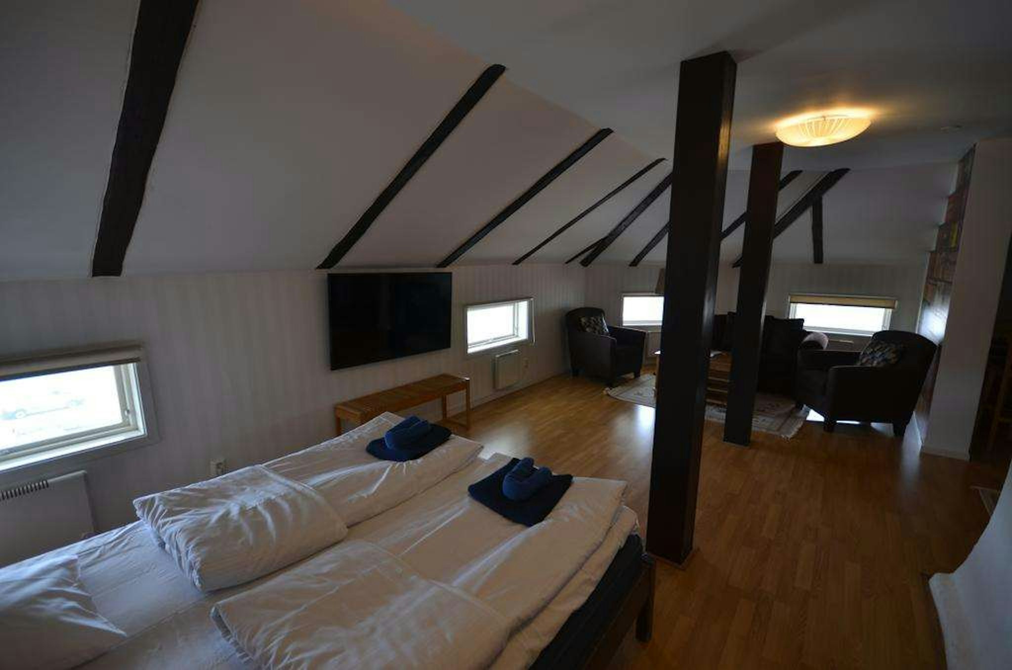 Hotell Royal 2/11