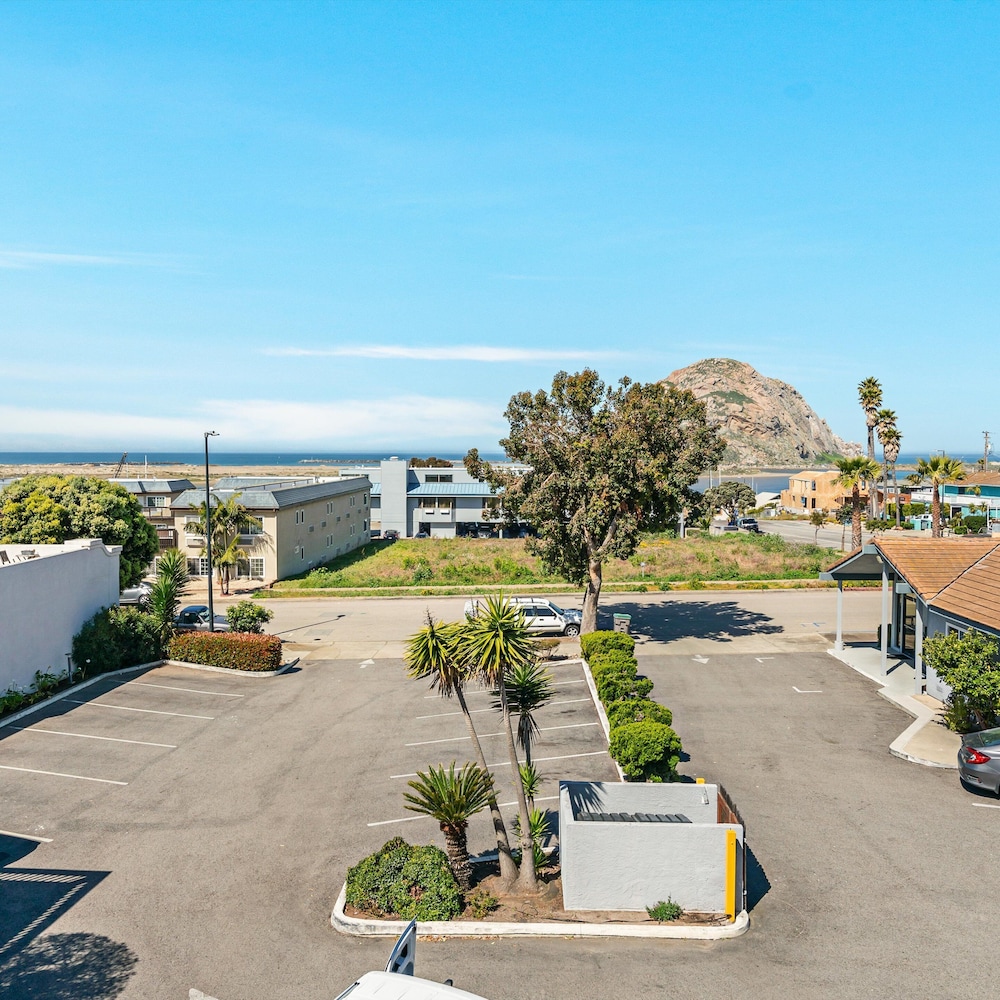 Pacific Shores Inn 46/56
