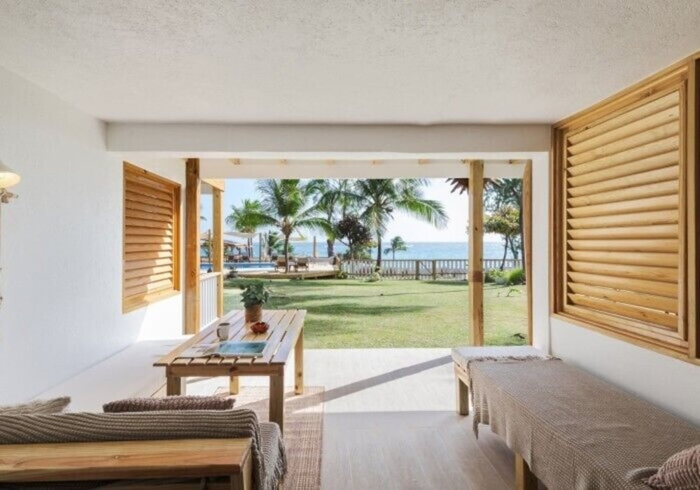 MoonRaker Beach Hotel 29/50