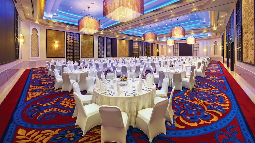 InterContinental Doha Beach and Spa 60/82
