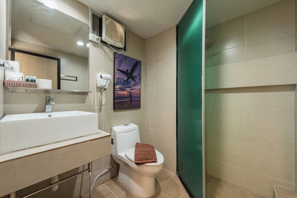 غرفة ديلوكس بسرير كينج بإطلالة على المدينة، Bkk39 Airport hotel 9/10