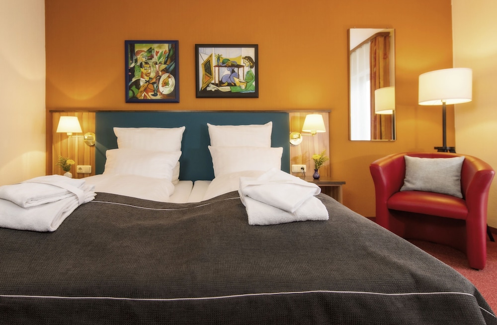 City Hotel Meckenheim 12/40