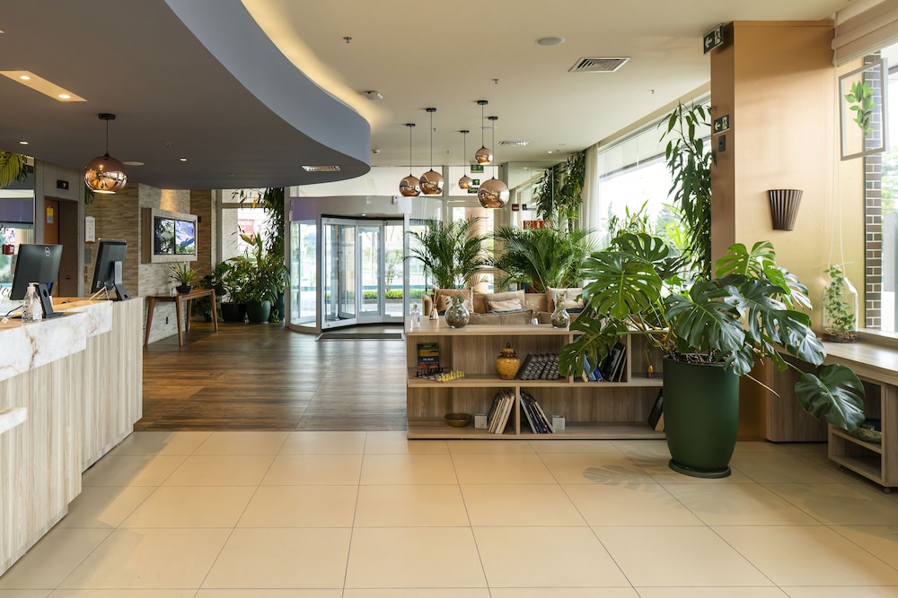 Ibis Styles Curitiba Airport Hotel 5/48