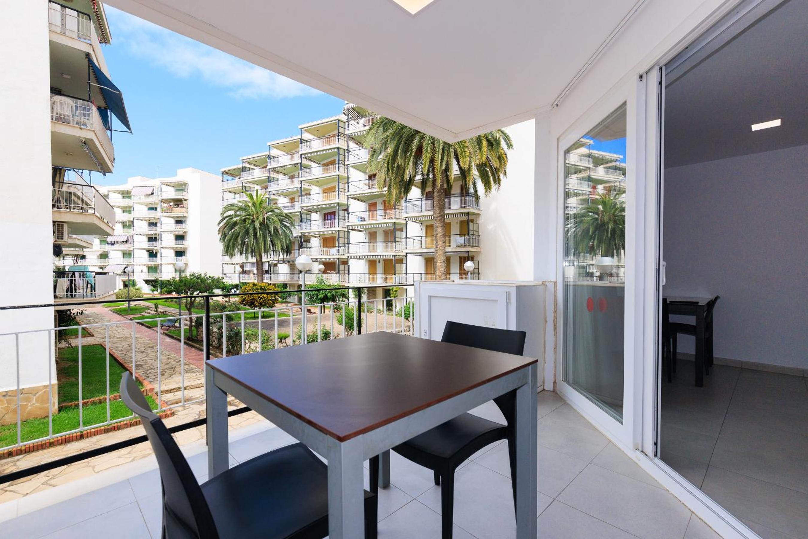 Rentalmar Aries Plus 10/17