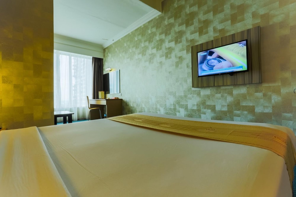NEW YORK HOTEL 25/66