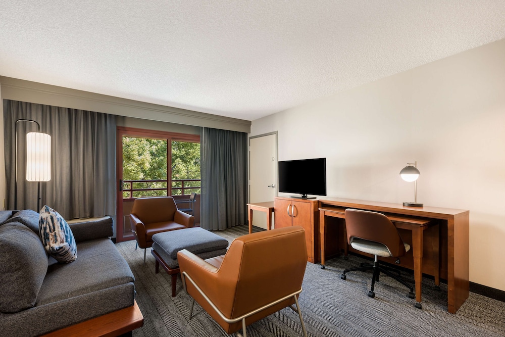 Sonesta Select San Jose Airport 35/55