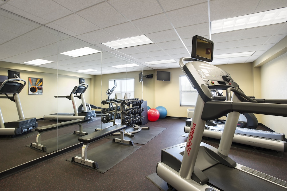 TownePlace Suites Kansas City Overland Park 15/37