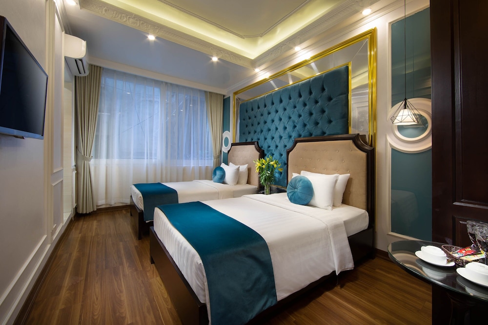 Royal Palace Hotel 2 Hanoi 17/68