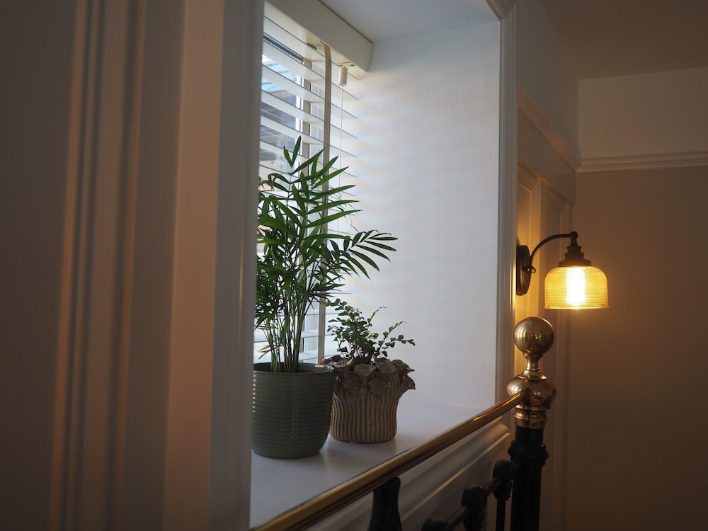 South View Guest House 24/38
