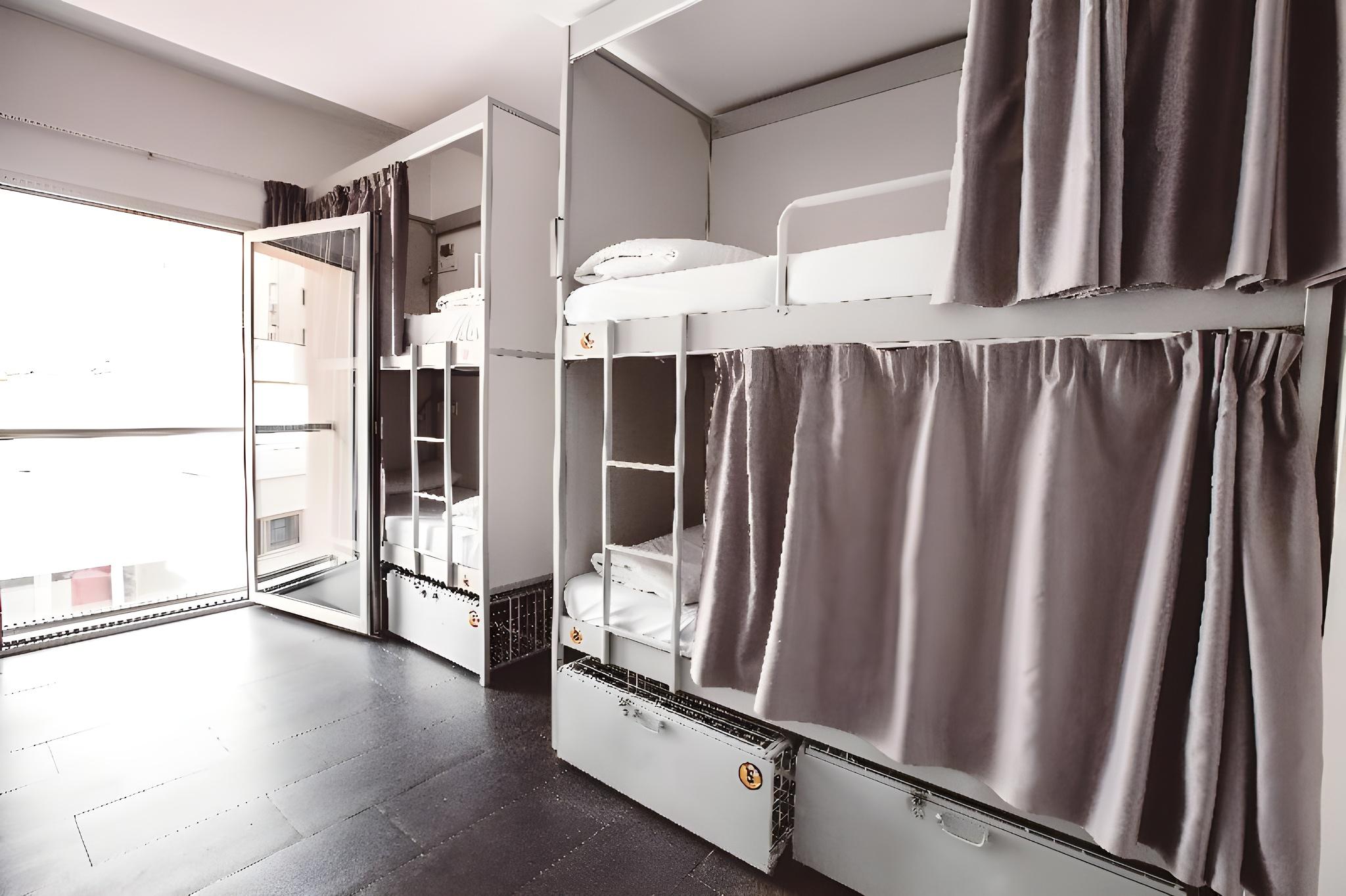 Private, 6 Bedrooms, Shared Bathroom