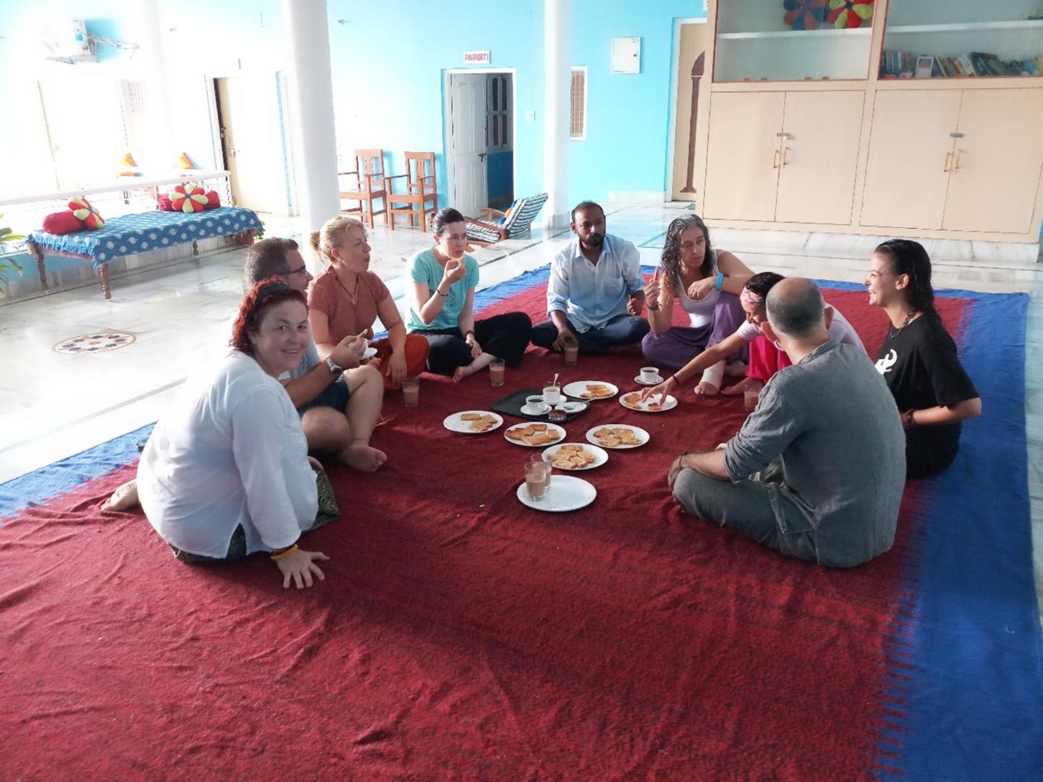 Shri Yoga Mandir Guest House 38/46