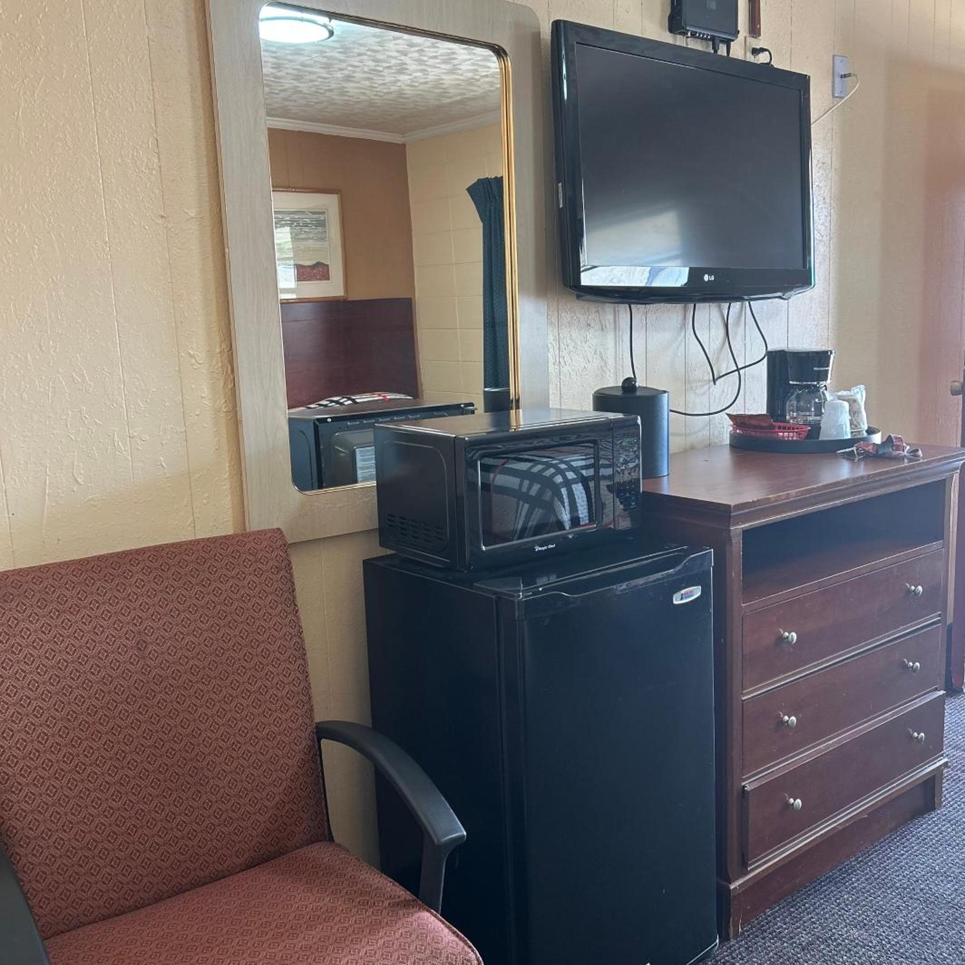 Deavers motel 4/7