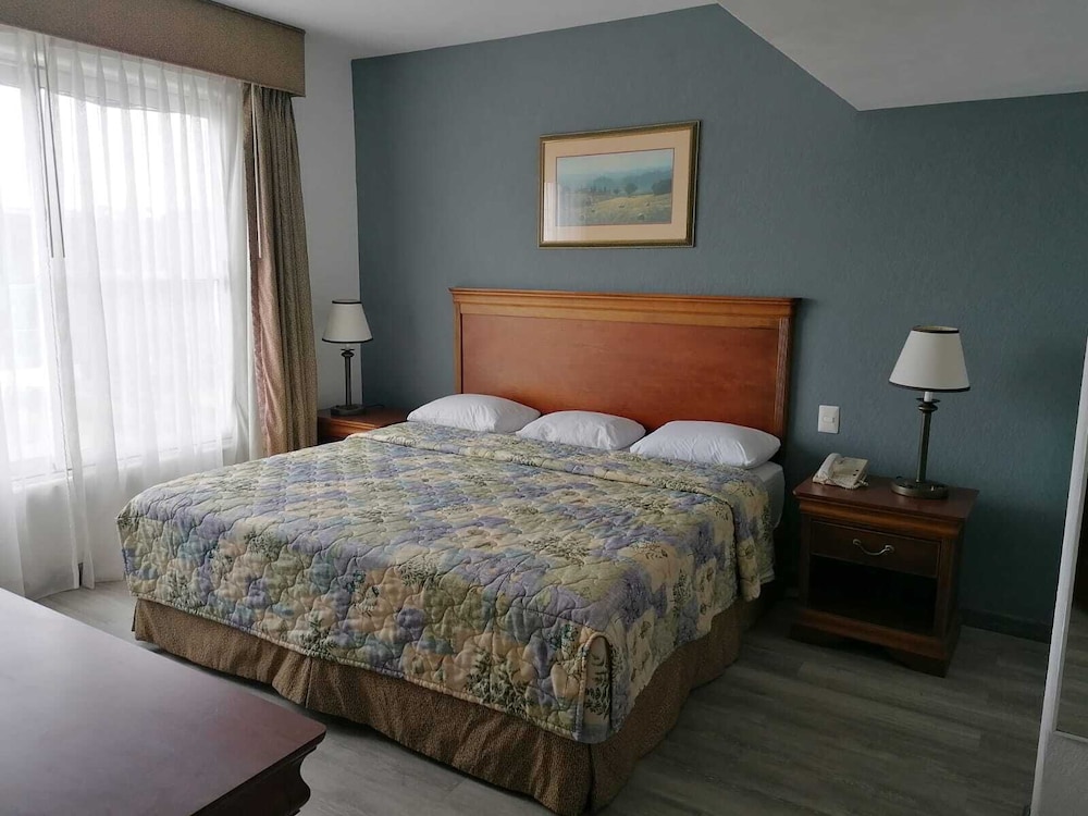 Sierra Huasteca Inn 12/31