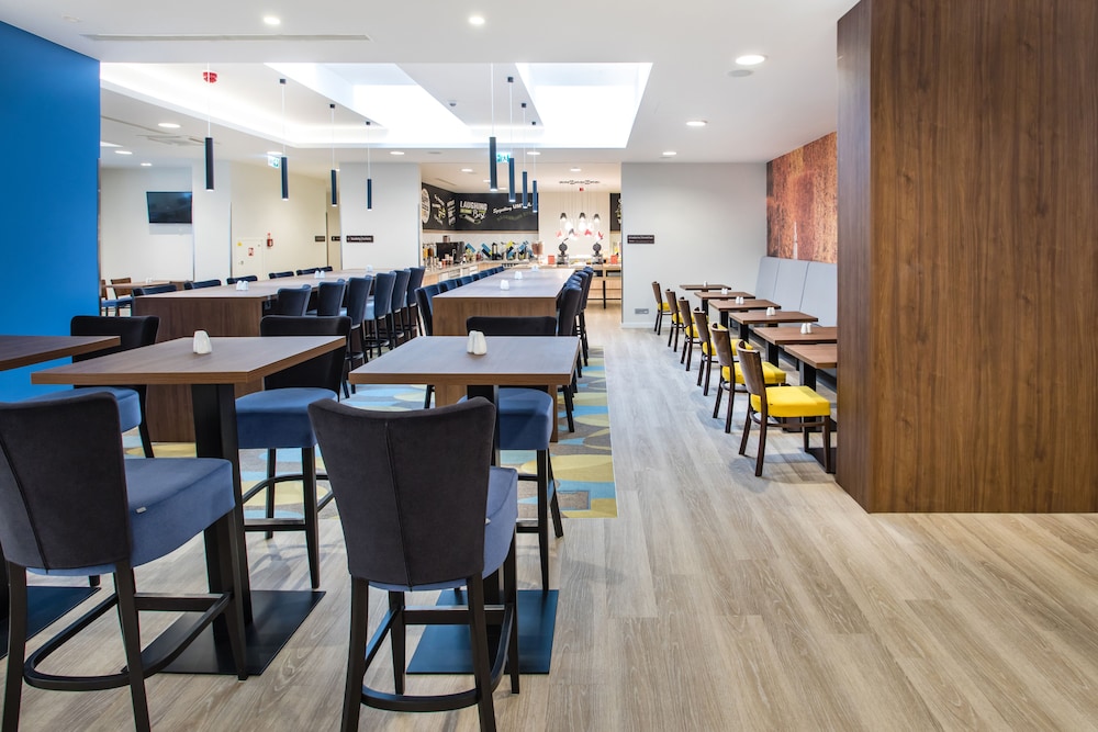 restaurant-cafeteria