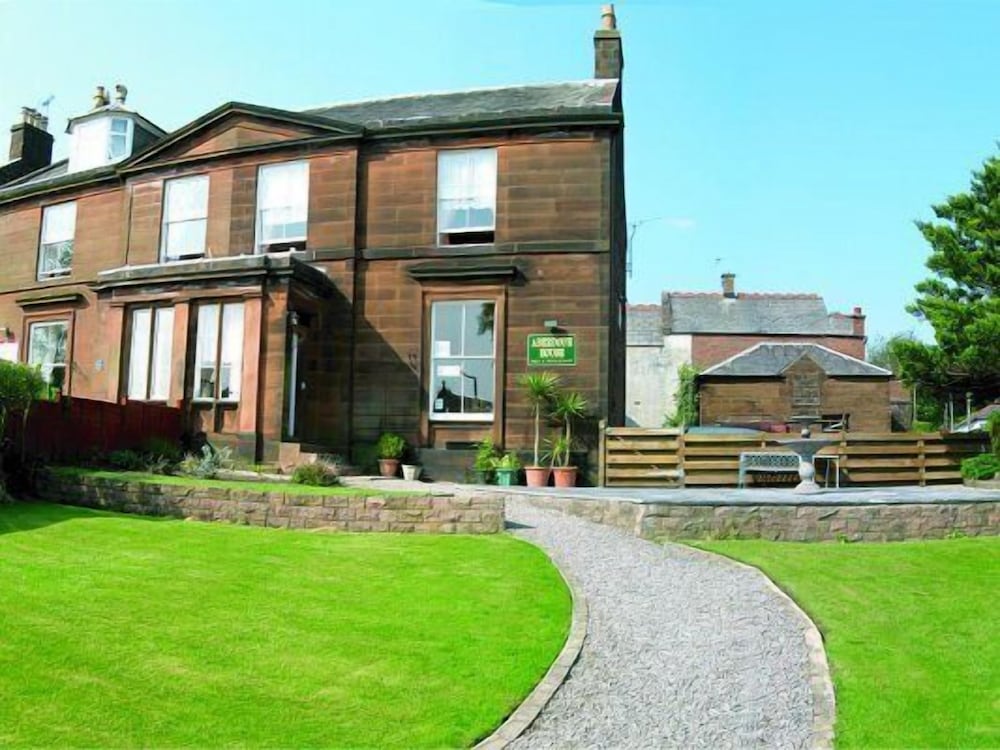 Dumfries Villa 28/38
