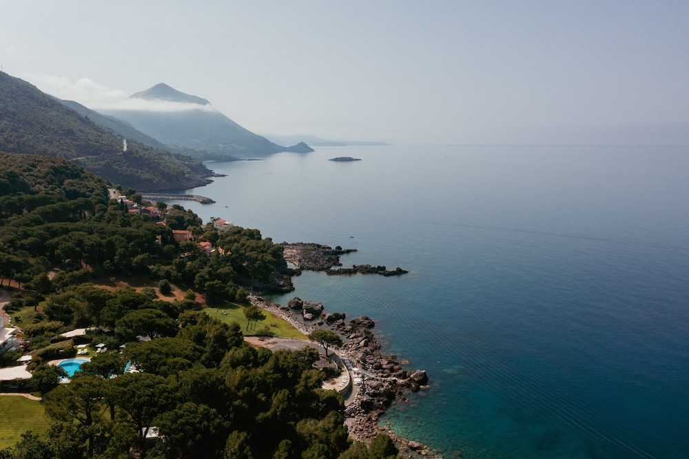 Santavenere Hotel 64/71