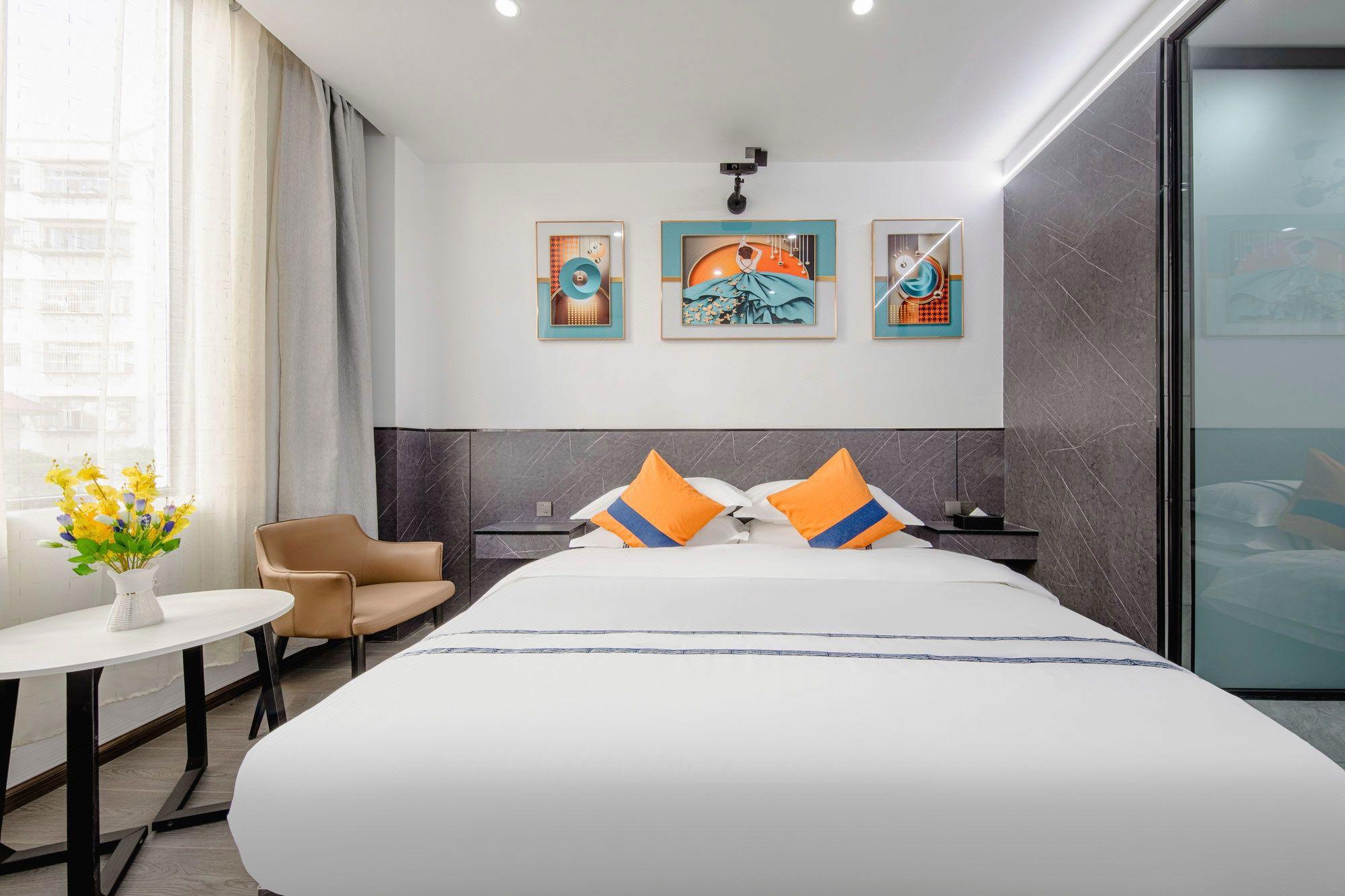 Yuhao Business Hotel 7/16