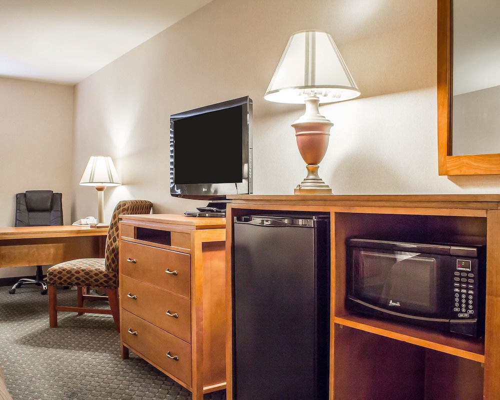 Comfort Inn And Suites Thatcher 72/79