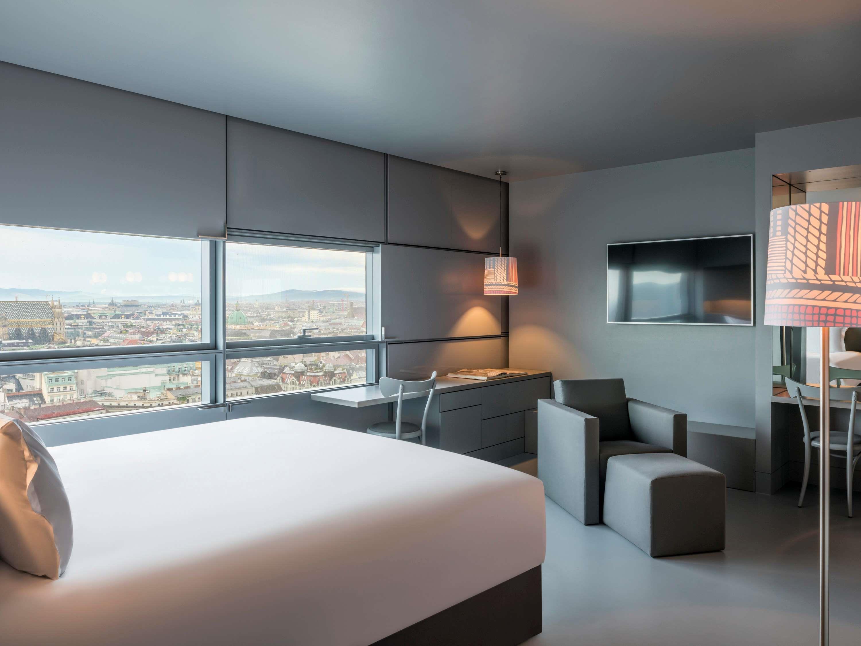 Executive, Suite, King Bed