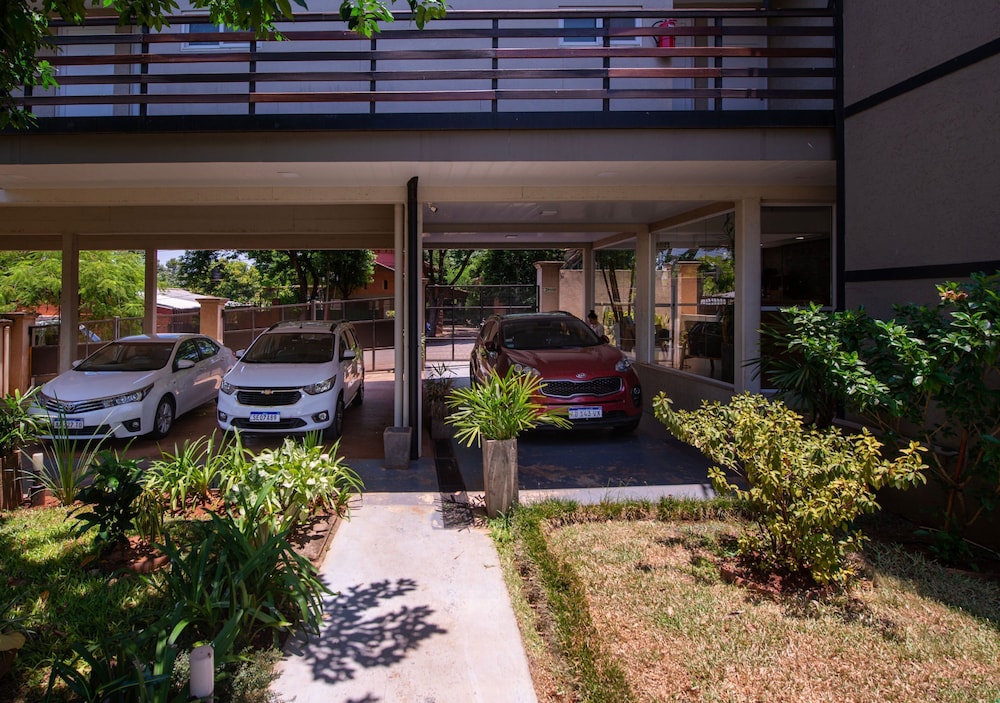 Inga Apart & Suites 3/46