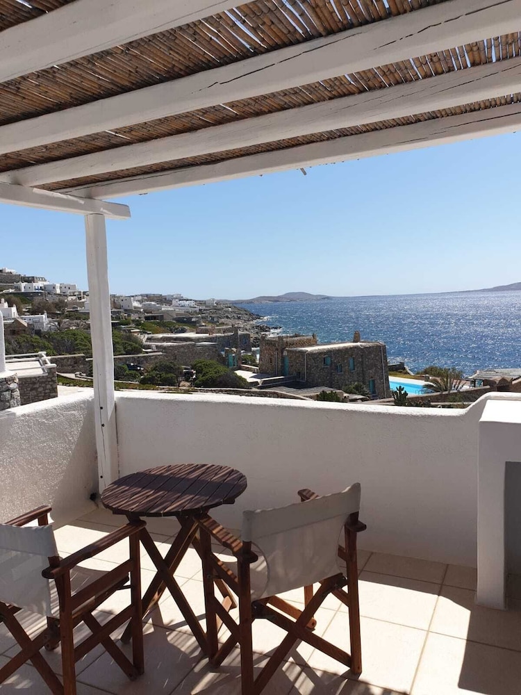 Sofia's Bungalows Mykonos 52/82