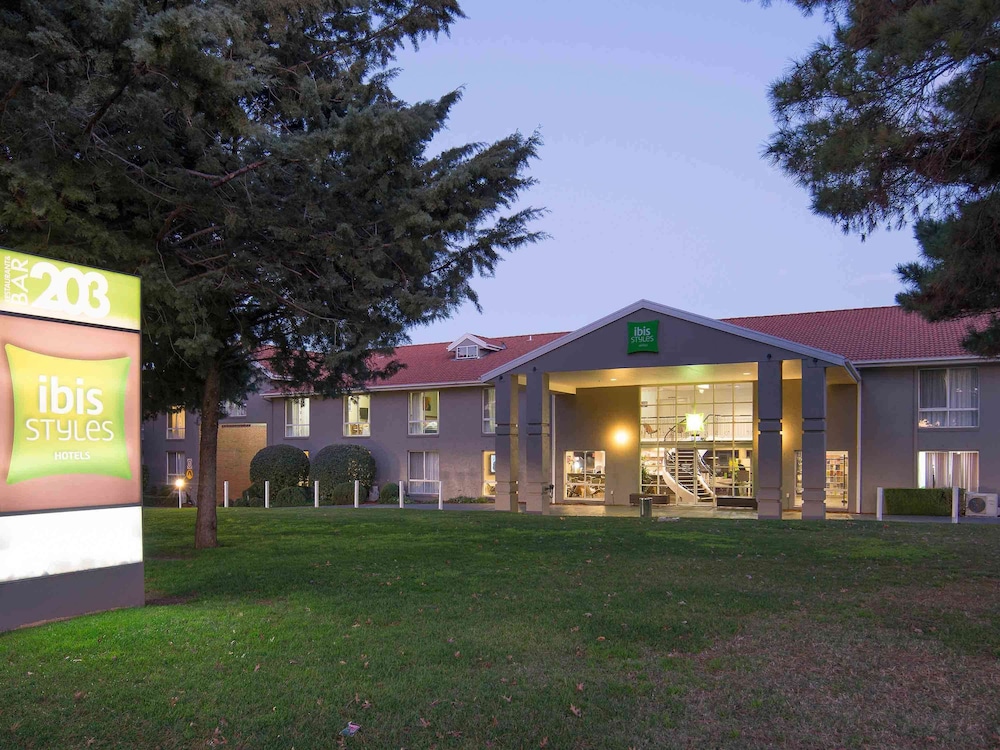ibis Styles Canberra 4/78