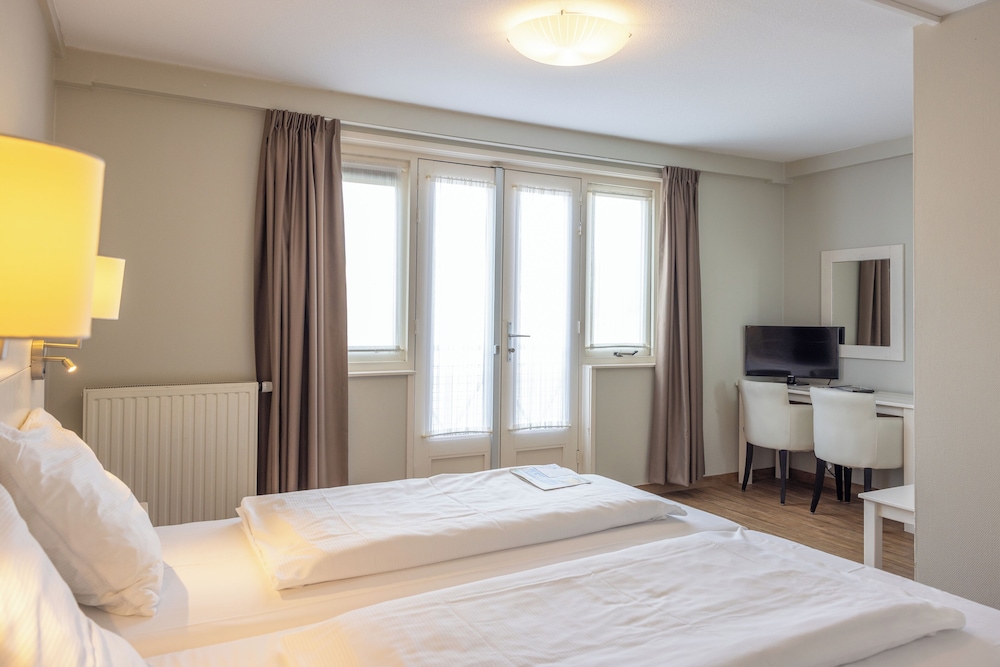 COMFORT, DOUBLE BED