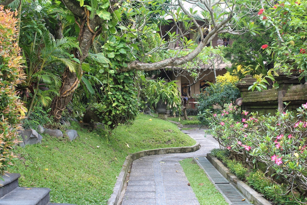 BALI AGUNG VILLAGE 45/60