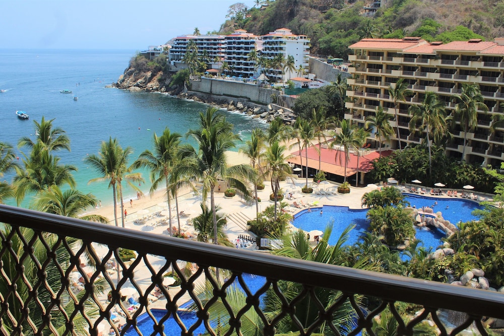 Barcelo Puerto Vallarta - All Inclusive 3/76