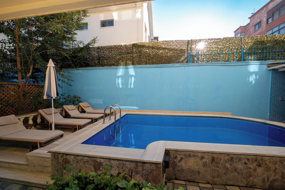 Olimpic Hotel 63/68