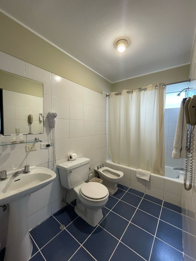 Hotel Carrera Ex Thunderbird Hotels Carrera 62/64