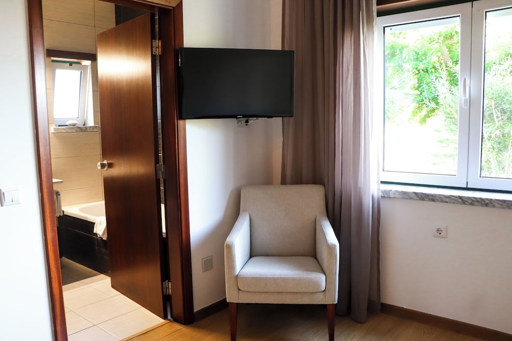 HOTEL LOURO 50/69