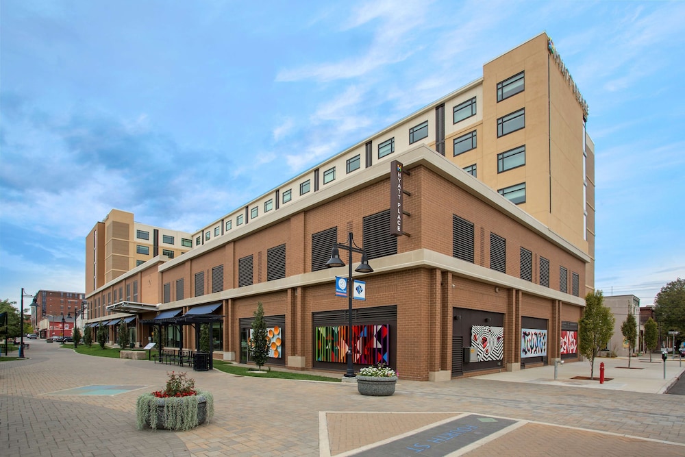 Hyatt Place Bloomington in BLOOMINGTON - IN