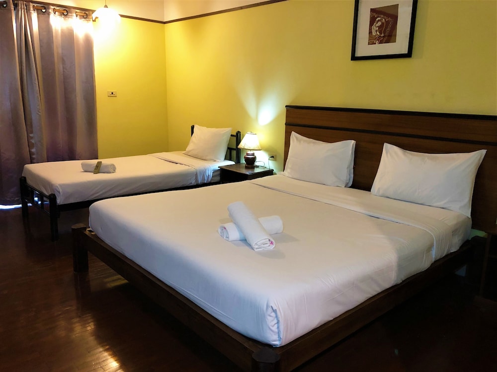 Baan Talay 18/48