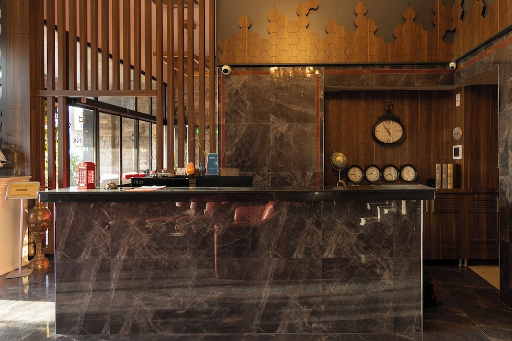 Classes Boutique Hotel 8/67