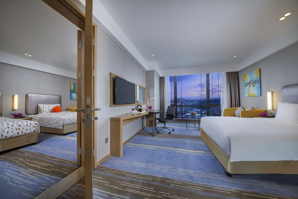 HOLIDAY INN EXPRESS GUIAN YUNGU 15/48
