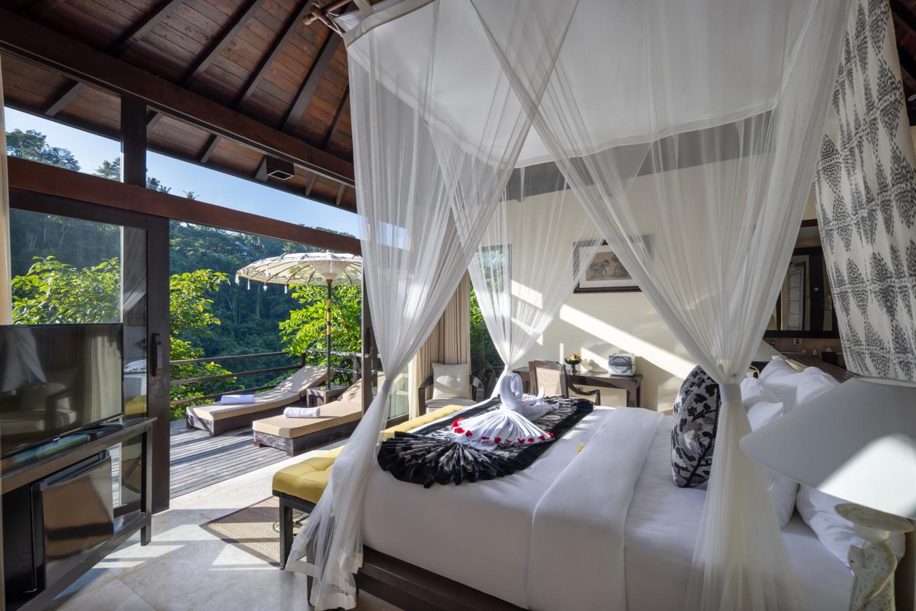 Pool, Villa, King Bed, Valley View