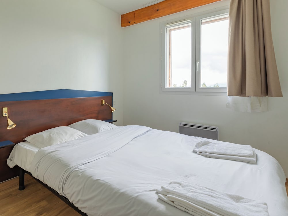 3 Rooms, Apartment, Double Bed, Mountain View