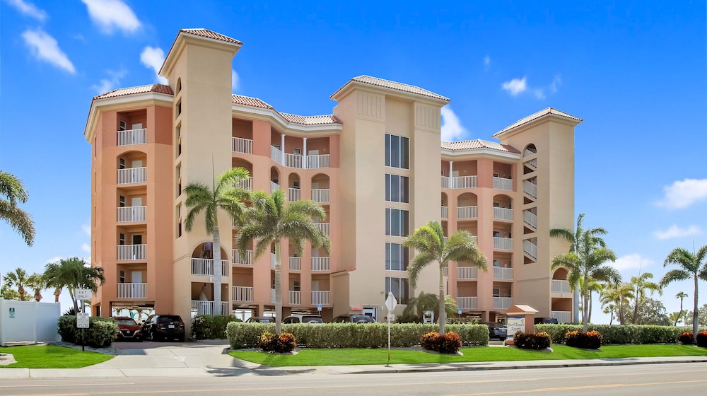 Surf Beach Resort 41/50