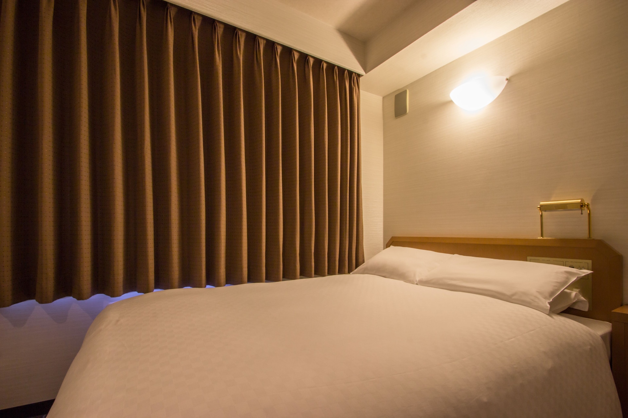BASIC, DOUBLE BED