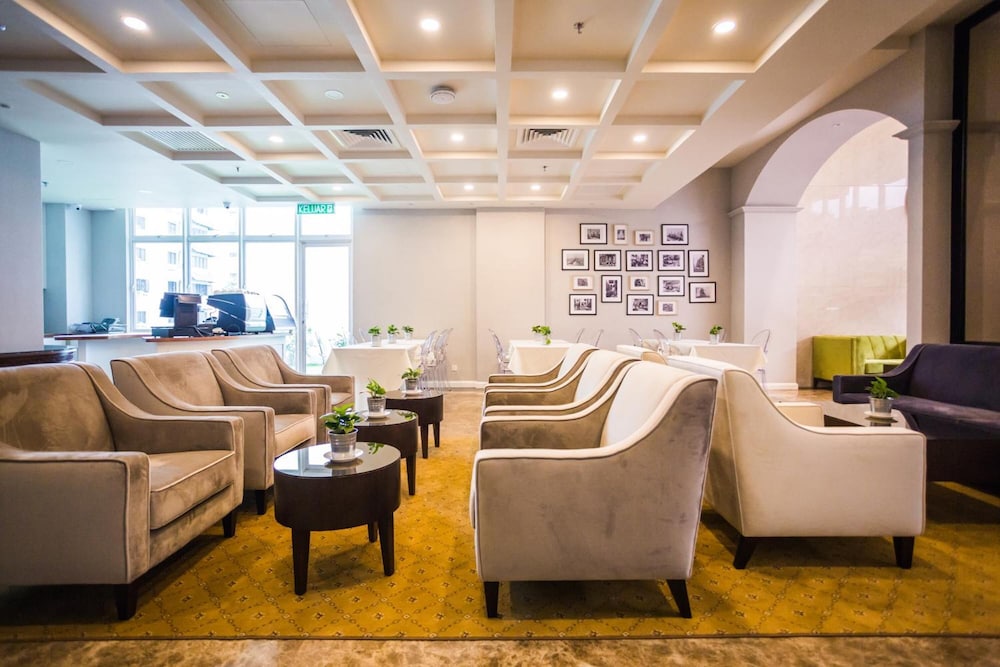 Manhattan Business Hotel TTDI 37/42