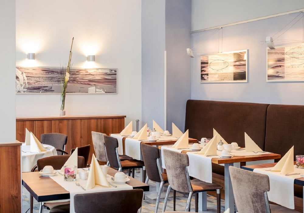 Vienna House Easy by Wyndham Frankfurt Airport 44/60