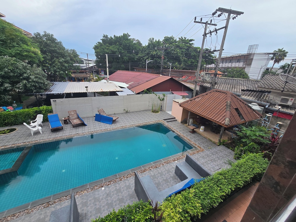SP Chaweng Palace 63/68