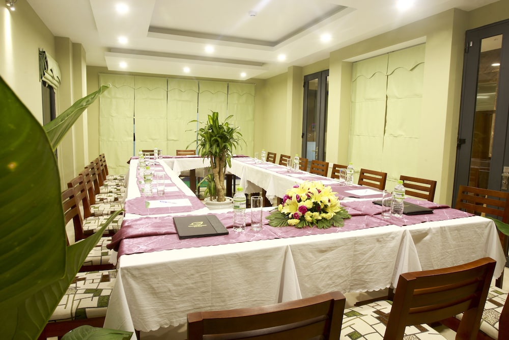 Green House Hotel 38/65
