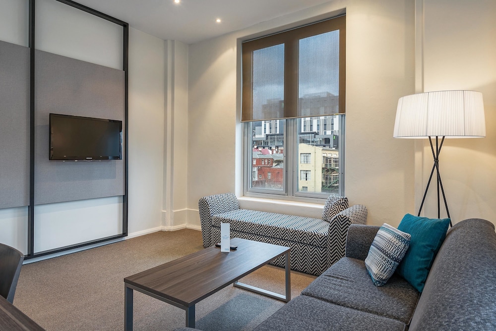 Mantra One Sandy Bay Road Hobart 50/64