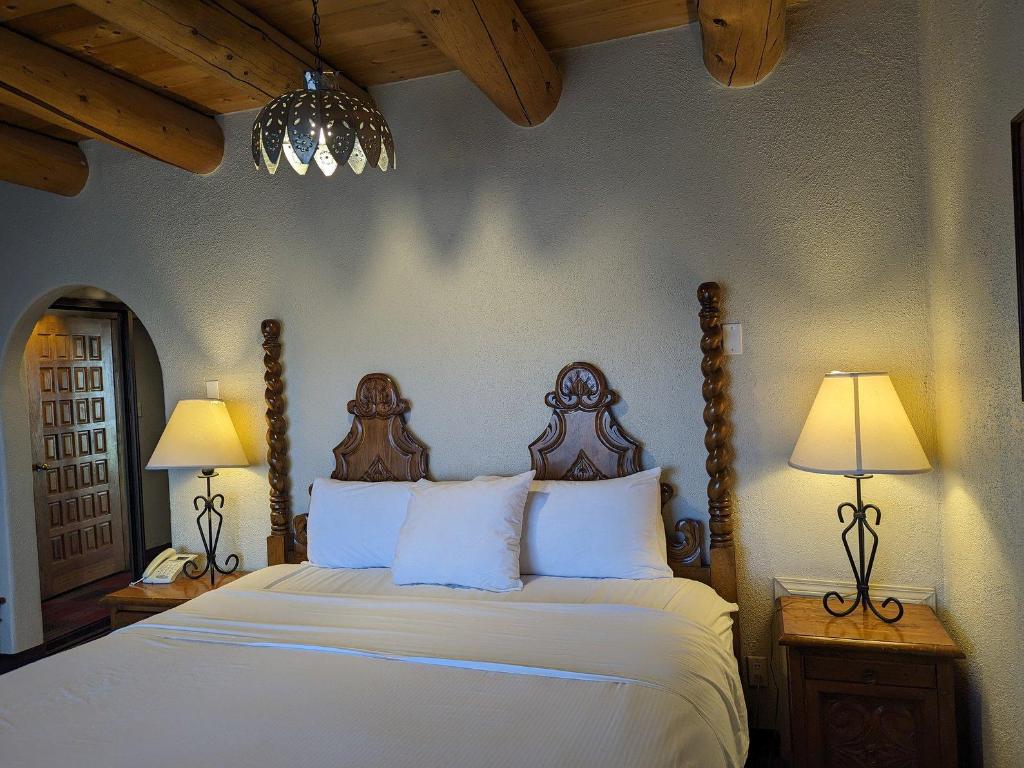 Deluxe, Suite, Sagebrush Inn Suites 4/5