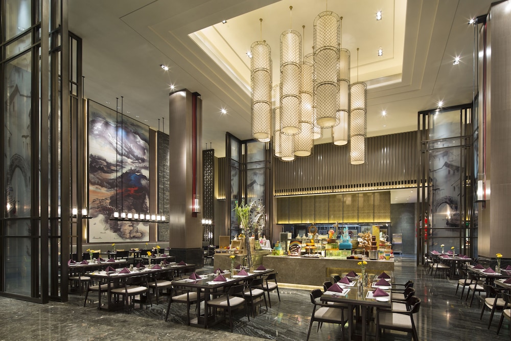 WANDA REALM YIWU 42/64