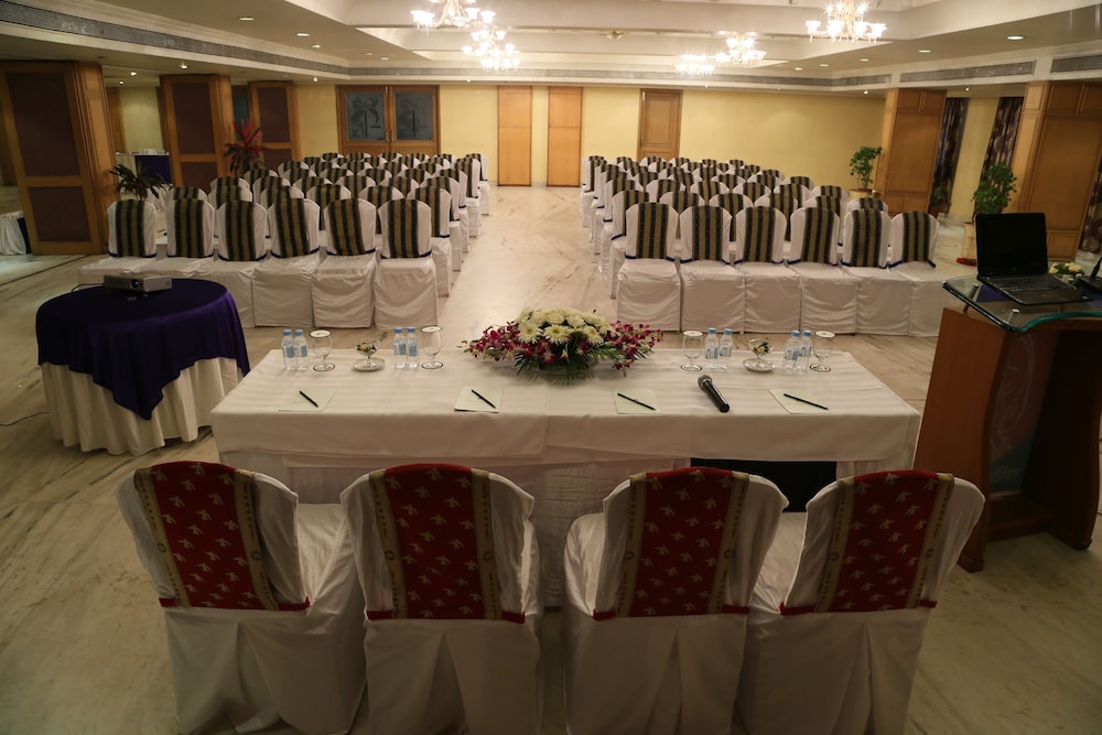 Hotel Amar Vilas 24/35